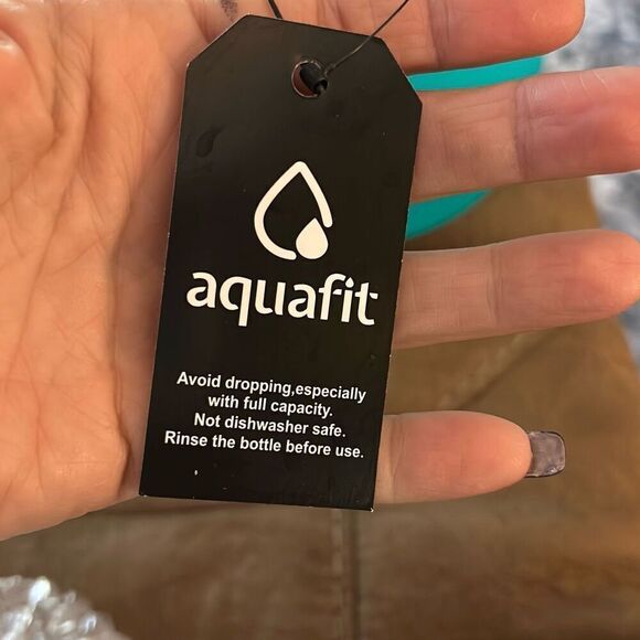 AQUAFIT 1 Gallon Water Bottle with Time Marker - Straw & Chug Lid - BPA Free Big - Picture 4 of 13